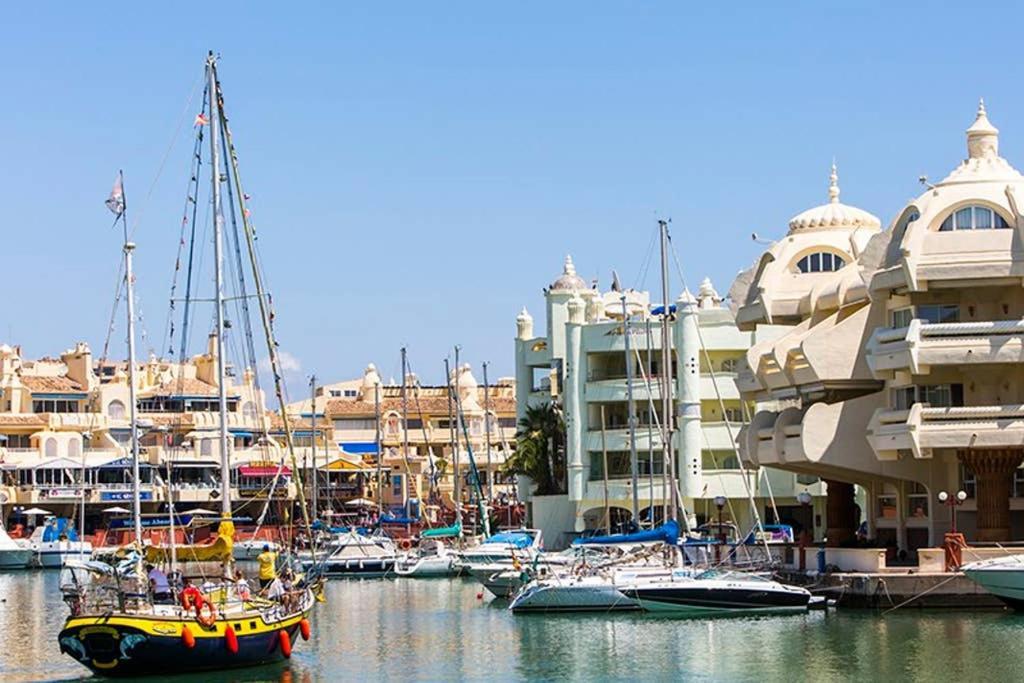Ferienwohnung Apartamento Junto Al Mar En Puerto Marina Benalmádena Exterior foto